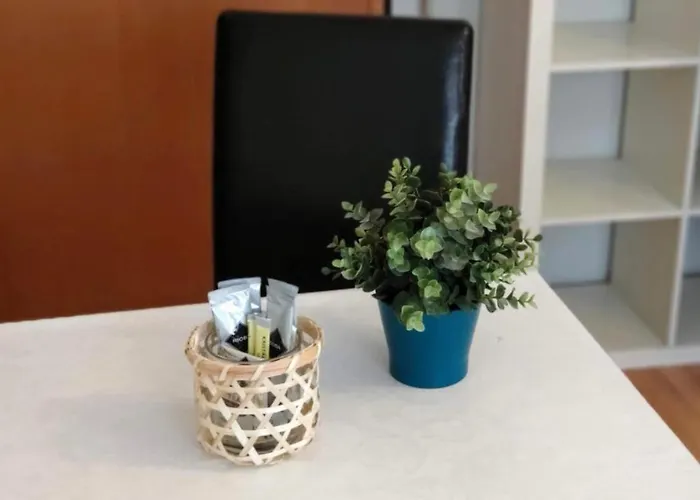 Studio Inn, Monza Hospital, National Arena, Monza Hospital, Late Check-out Available Бухарест